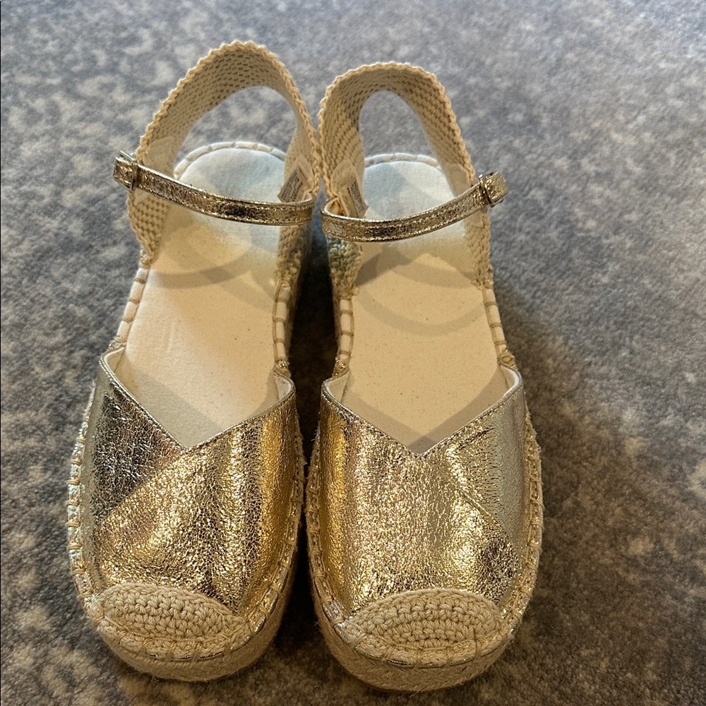 ZARA Girls Metallic Gold Espadrille Sandals NWOT SIZE 35=3.5